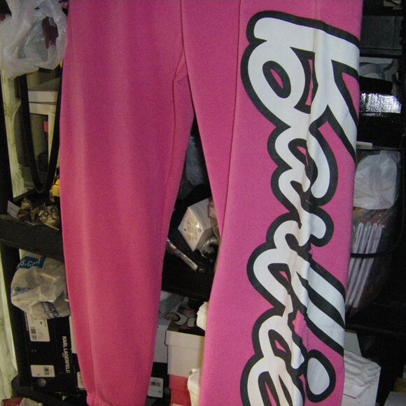 Barbie Sweatpants Joggers Hot Pink w/ White Logo Junior Women's Sizes New - Picture 16 of 16